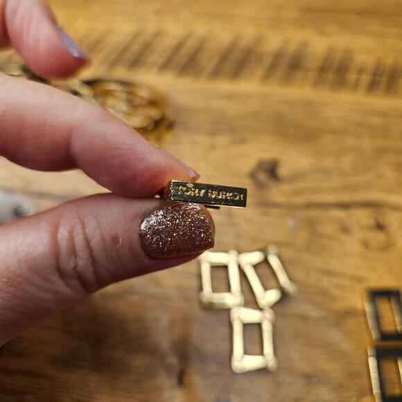 Tory Burch gold buckle leather strap medallion crafting hardware - Picture 9 of 13